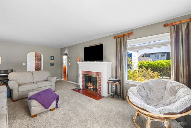 218 S Jones Street, Port Angeles, WA 98362