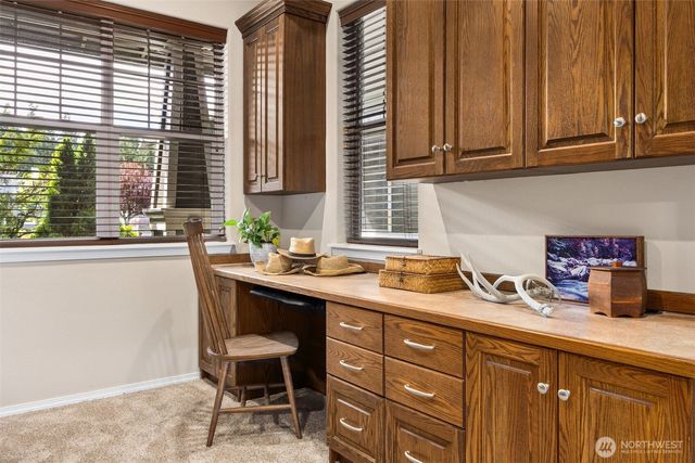 8633 Bainbridge Loop NE, Lacey, WA 98516