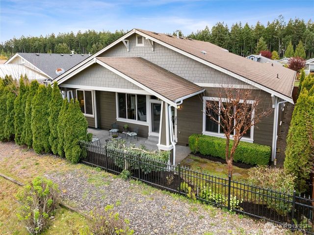 8633 Bainbridge Loop NE, Lacey, WA 98516