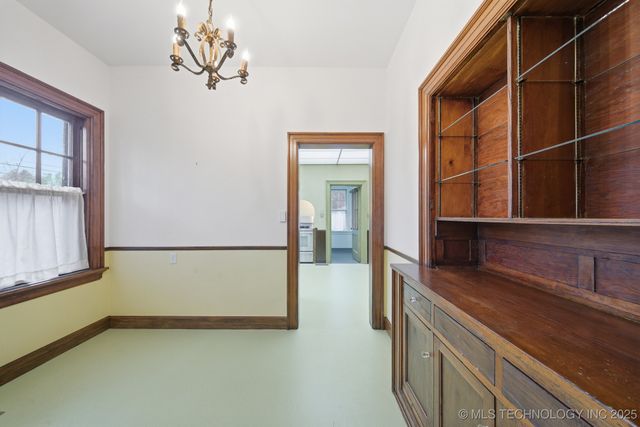 1724 E 8th Street, Okmulgee, OK 74447