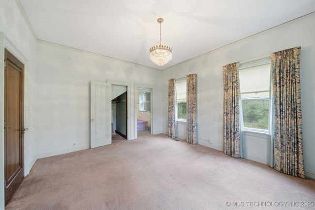 1724 E 8th Street, Okmulgee, OK 74447