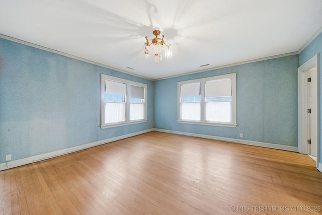 1724 E 8th Street, Okmulgee, OK 74447