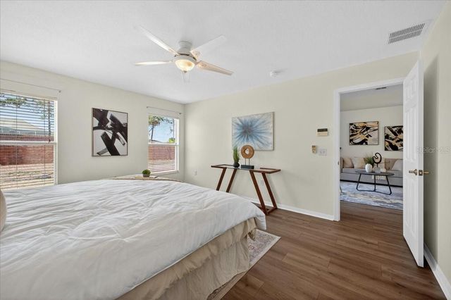 1033 KNIGHTSBRIDGE CIRCLE, Davenport, FL 33896