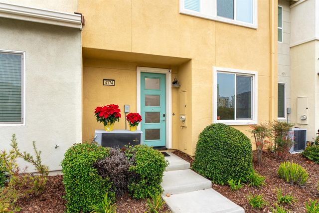 4174 Sally Ride Way, Sacramento, CA 95834