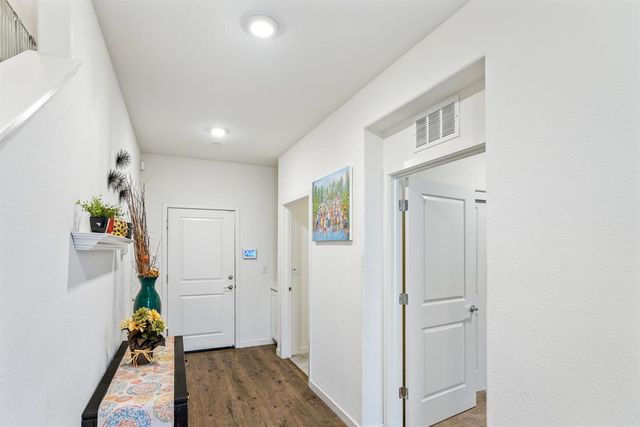 4174 Sally Ride Way, Sacramento, CA 95834