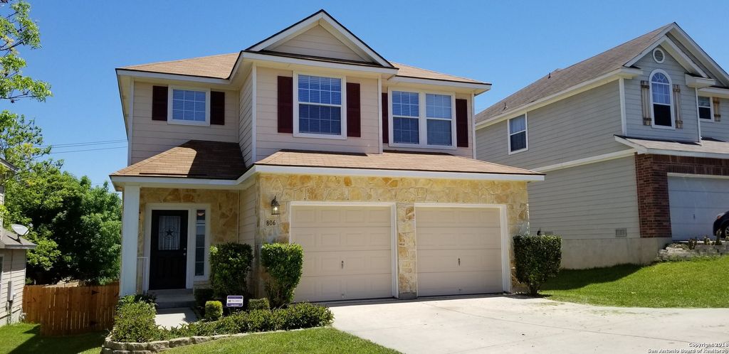 806 Thomas Ridge, San Antonio, TX 78251