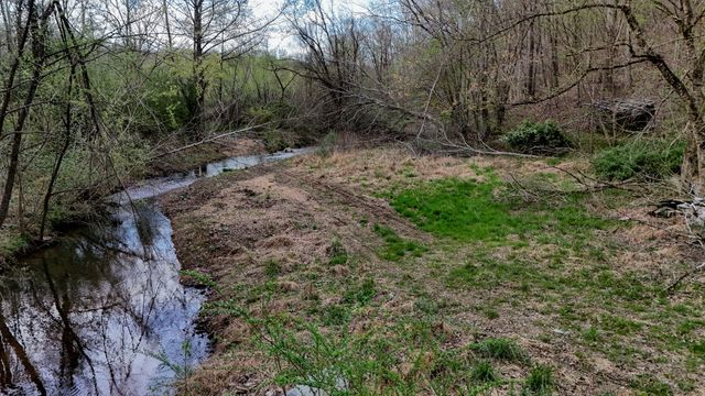 1755 Williams Rd, Centerville, TN 37033