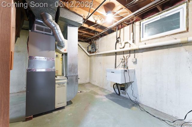 2653 Porcupine Trail, Lapeer, MI 48446