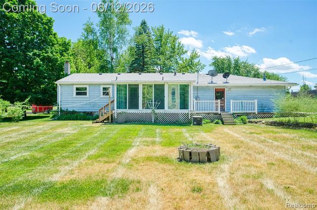 2653 Porcupine Trail, Lapeer, MI 48446