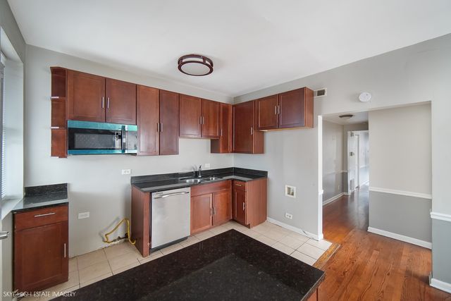 2511 E 76th Street 3, Chicago, IL 60649