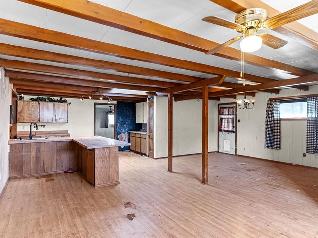 904 NW 6th St, Andrews, TX 79714