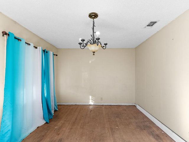 904 NW 6th St, Andrews, TX 79714