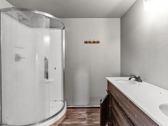 904 NW 6th St, Andrews, TX 79714