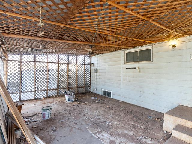 904 NW 6th St, Andrews, TX 79714