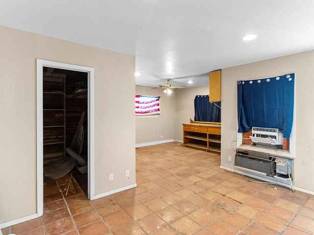 904 NW 6th St, Andrews, TX 79714