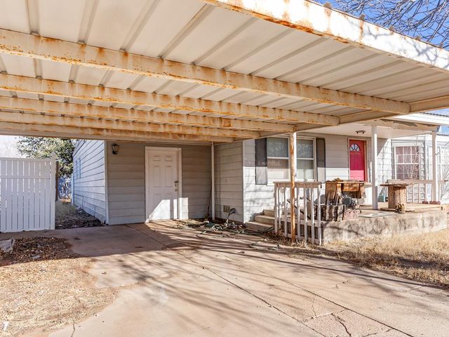 904 NW 6th St, Andrews, TX 79714