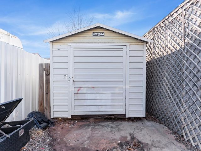 904 NW 6th St, Andrews, TX 79714