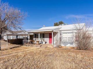 904 NW 6th St, Andrews, TX 79714