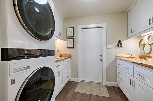 4017 Bobbin Lane, Addison, TX 75001