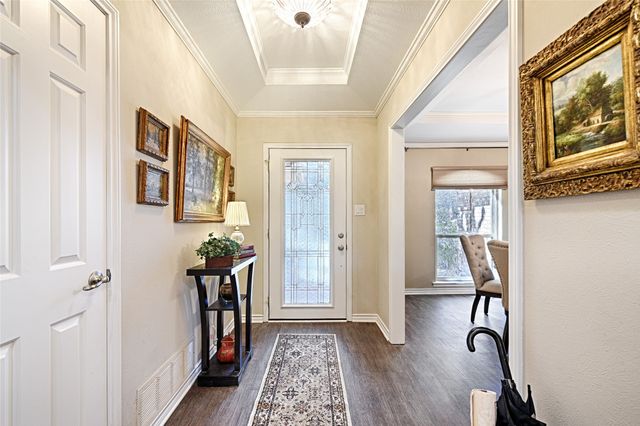 4017 Bobbin Lane, Addison, TX 75001