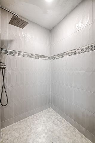 4017 Bobbin Lane, Addison, TX 75001