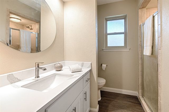 4017 Bobbin Lane, Addison, TX 75001