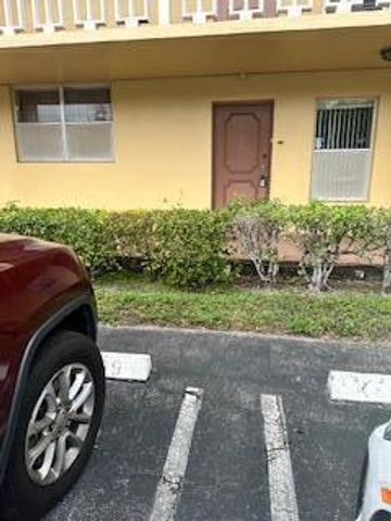 6091 NW 61st Avenue 110, Tamarac, FL 33319