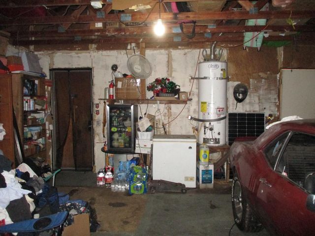 1237 E Hazelton, Stockton, CA 95205