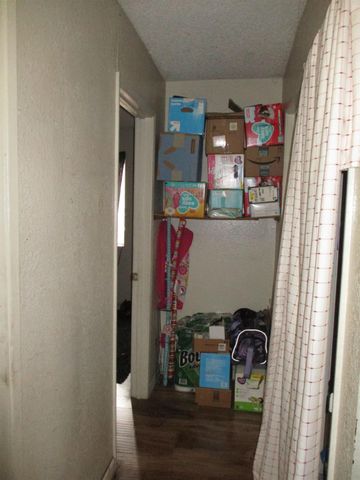 1237 E Hazelton, Stockton, CA 95205