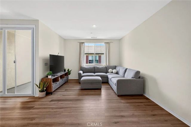 2845 E Berry Loop 33, Ontario, CA 91761