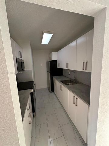 7401 SW 152nd Avenue 208-1, Miami, FL 33193