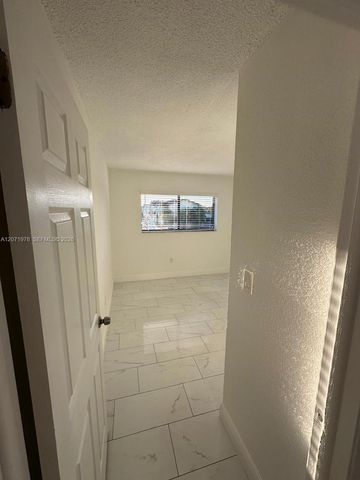 7401 SW 152nd Avenue 208-1, Miami, FL 33193