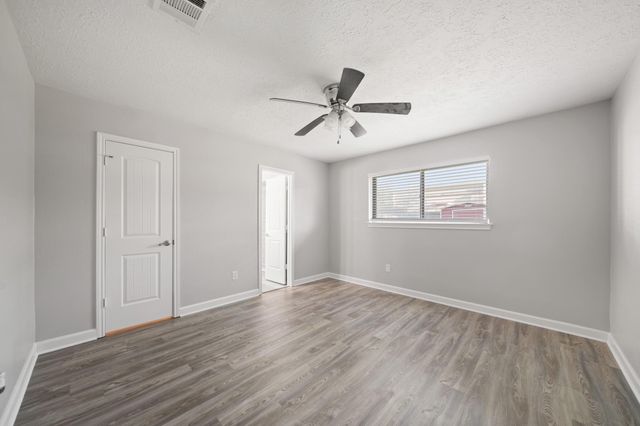 5013 Camden Lane, Pearland, TX 77584