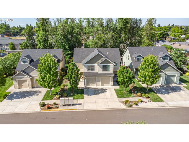 903 HOWARD Ave, Eugene, OR 97404