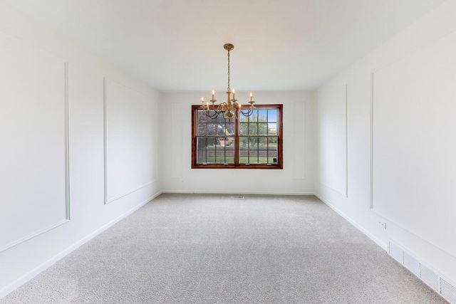 1626 E Barberry Lane, Mount Prospect, IL 60056