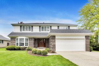 1626 E Barberry Lane, Mount Prospect, IL 60056