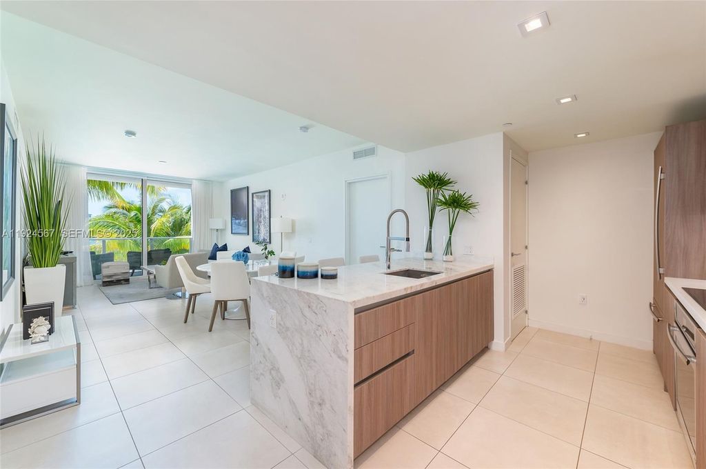 401 N Birch Rd 502, Fort Lauderdale, FL 33304