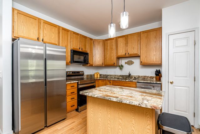 722 Huffine Manor Cir, Franklin, TN 37067