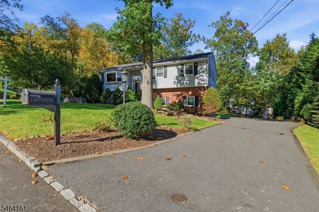 1 Arlington Dr, Denville Twp., NJ 07834