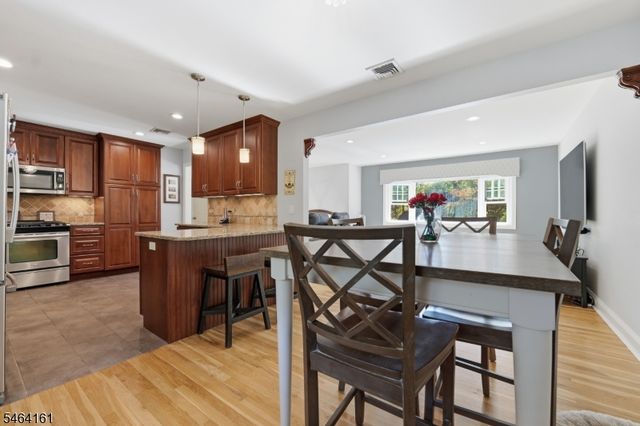1 Arlington Dr, Denville Twp., NJ 07834