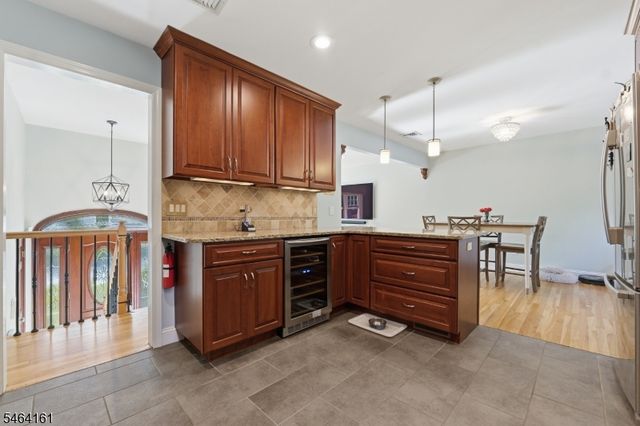 1 Arlington Dr, Denville Twp., NJ 07834