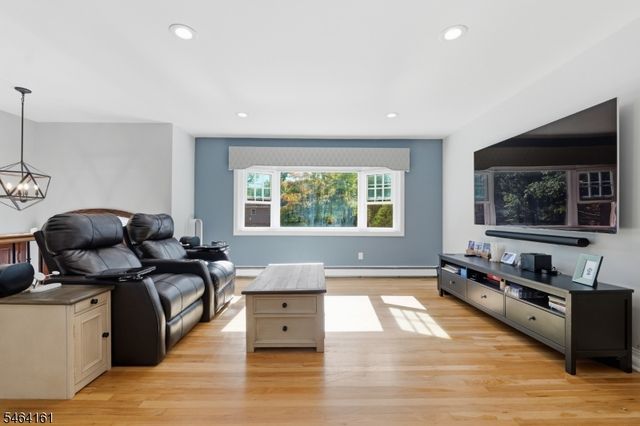 1 Arlington Dr, Denville Twp., NJ 07834