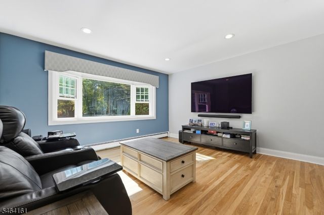1 Arlington Dr, Denville Twp., NJ 07834
