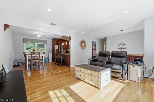 1 Arlington Dr, Denville Twp., NJ 07834