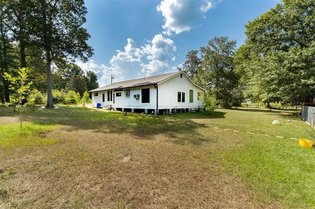 931 Trails End Drive, Cleveland, TX 77328