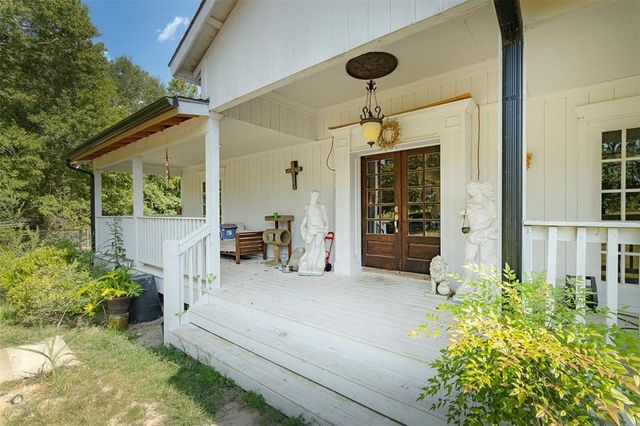 931 Trails End Drive, Cleveland, TX 77328