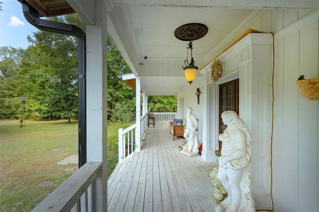 931 Trails End Drive, Cleveland, TX 77328