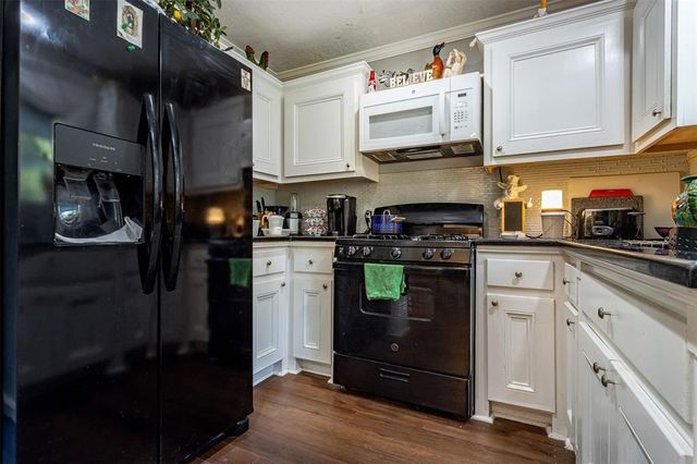 931 Trails End Drive, Cleveland, TX 77328