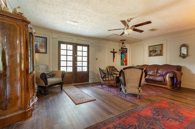 931 Trails End Drive, Cleveland, TX 77328