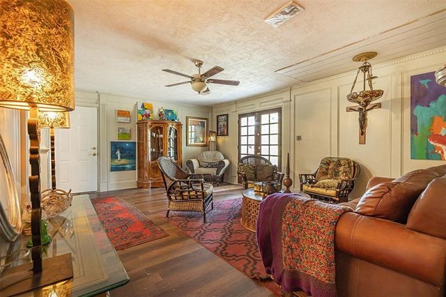 931 Trails End Drive, Cleveland, TX 77328